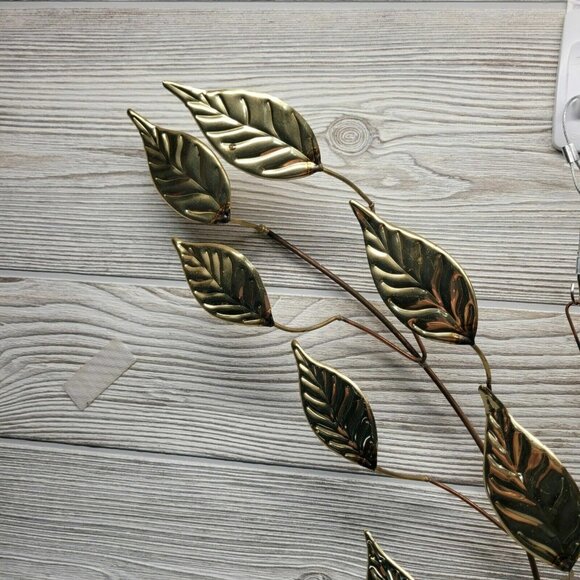 Brass Gold Leaves Curved Wall Hanging Homco Home Interior 1970s MCM Granny Vtg - Picture 2 of 7